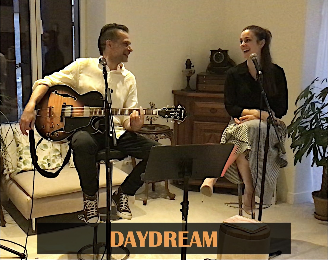 DAYDREAM est le duo guitare-voix idéal pour une immersion musicale authentique lors de votre cocktail de mariage. 
