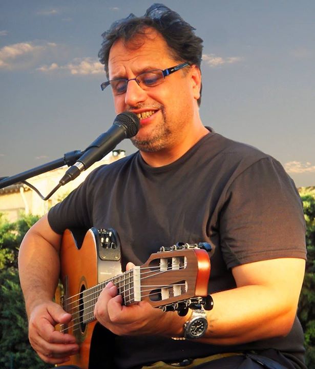 Chanteur musicien, baptême, soirée d'entreprise